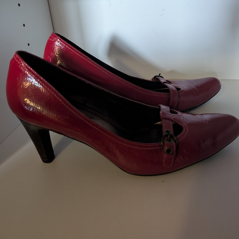 Ecco Red Heeled Pumps with Glossy Finish
